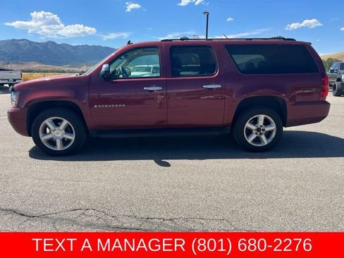 Used 2008 Chevrolet Suburban LTZ w/ LTZ Preferred Equipment Group AWD/4WD image 6