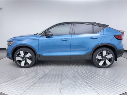 Certified 2022 Volvo C40 P8 Recharge Ultimate image 5