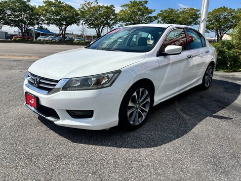 Used 2015 Honda Accord Sport image 7
