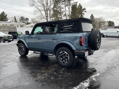 Used 2023 Ford Bronco Outer Banks image 4