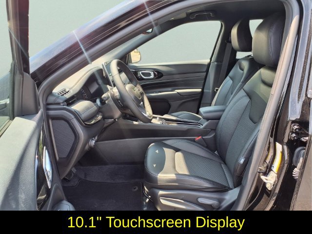 New 2026 Jeep Compass Latitude AWD/4WD image 20