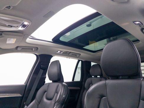 Used 2022 Volvo XC90 T8 Inscription w/ Advanced Package image 4