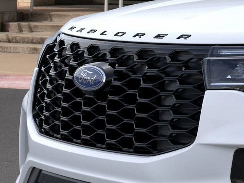 New 2025 Ford Explorer ST-Line image 19