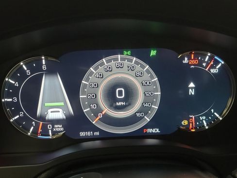 Used 2019 Cadillac Escalade Luxury w/ LPO, Radiant Package image 18