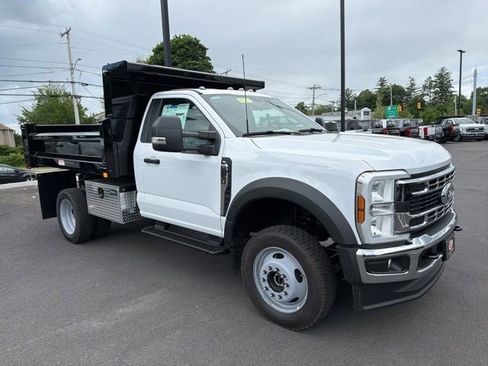New 2026 Ford F550 4x4 Regular Cab Super Duty image 1