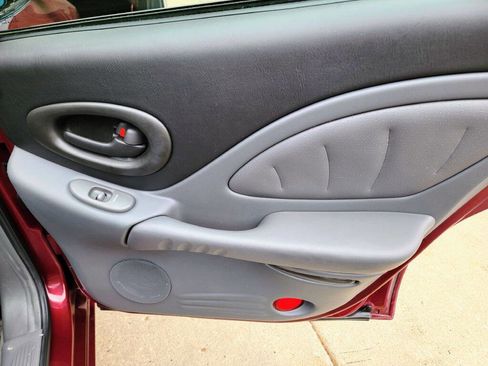 Used 2000 Pontiac Bonneville SSEi FWD image 29