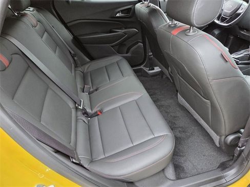 Certified 2024 Chevrolet Trax RS w/ Sunroof Package image 14