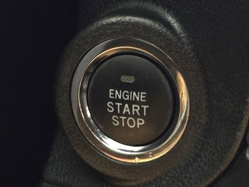 Used 2022 Subaru Outback Wilderness w/ Wilderness Package image 29