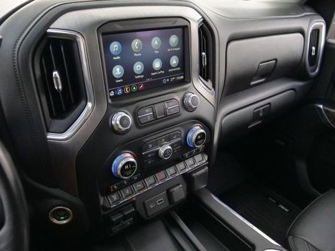 Used 2021 GMC Sierra 3500 Denali w/ Denali Ultimate Package image 11