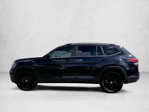 Used 2023 Volkswagen Atlas SE w/ Black Wheel Package FWD image 6