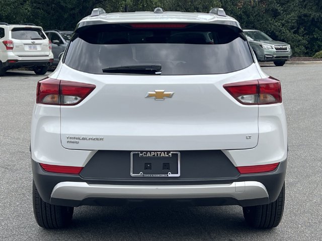 Used 2025 Chevrolet TrailBlazer LT AWD/4WD image 12