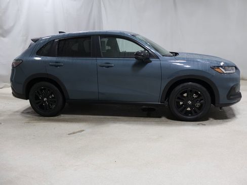 New 2026 Honda HR-V Sport image 8