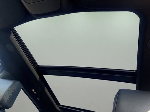 New 2026 Ford F150 Lariat w/ Equipment Group 502A High image 19