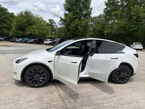 Used 2021 Tesla Model Y Performance AWD/4WD image 19