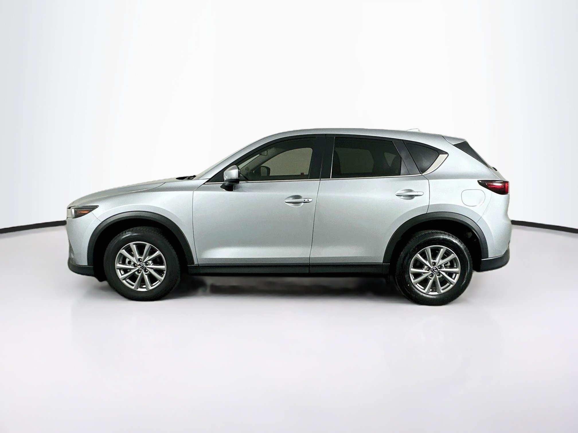 Used 2023 MAZDA CX-5 AWD 2.5 S w/ Select Package image 4