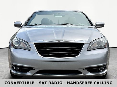 Used 2014 Chrysler 200 S FWD image 2