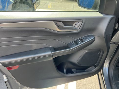 Certified 2025 Ford Escape Active image 14