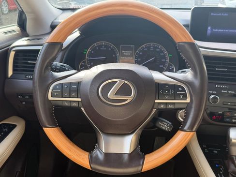 Used 2018 Lexus RX 350L FWD image 9