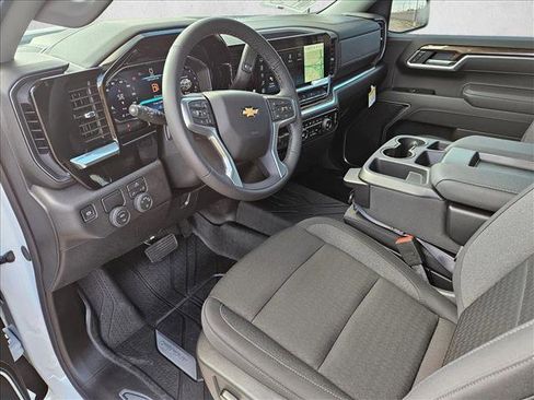 New 2026 Chevrolet Silverado 1500 LT image 3