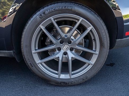 Used 2026 Porsche Macan Turbo AWD/4WD image 26