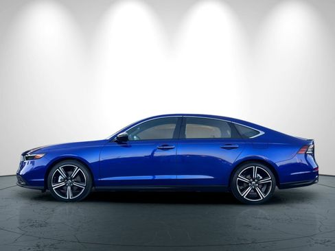 Used 2025 Honda Accord Sport image 7