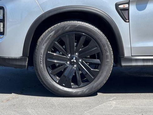 Used 2025 Mitsubishi Outlander Sport SE AWD/4WD image 25