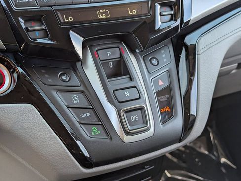 Certified 2024 Honda Odyssey Touring image 27