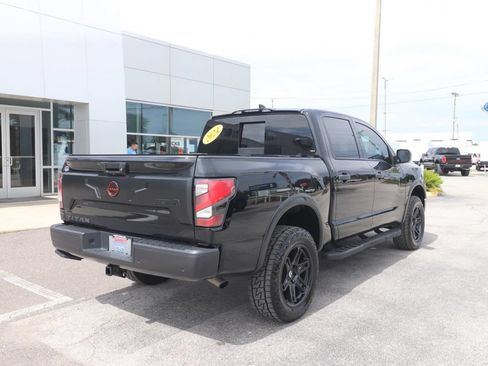 Used 2024 Nissan Titan PRO-4X w/ Pro-4x Convenience Package AWD/4WD image 16