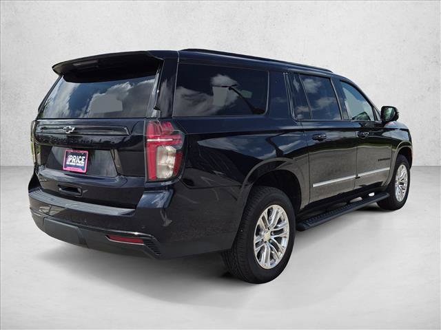 Used 2023 Chevrolet Suburban Z71 w/ Luxury Package AWD/4WD image 5
