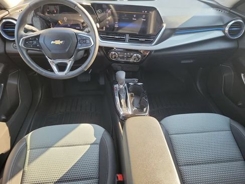 Certified 2026 Chevrolet Trax LT w/ Driver Confidence Package FWD image 14