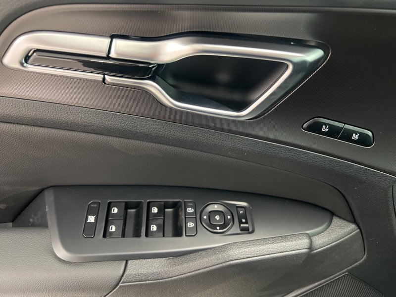 New 2026 Kia Sportage SX FWD image 21