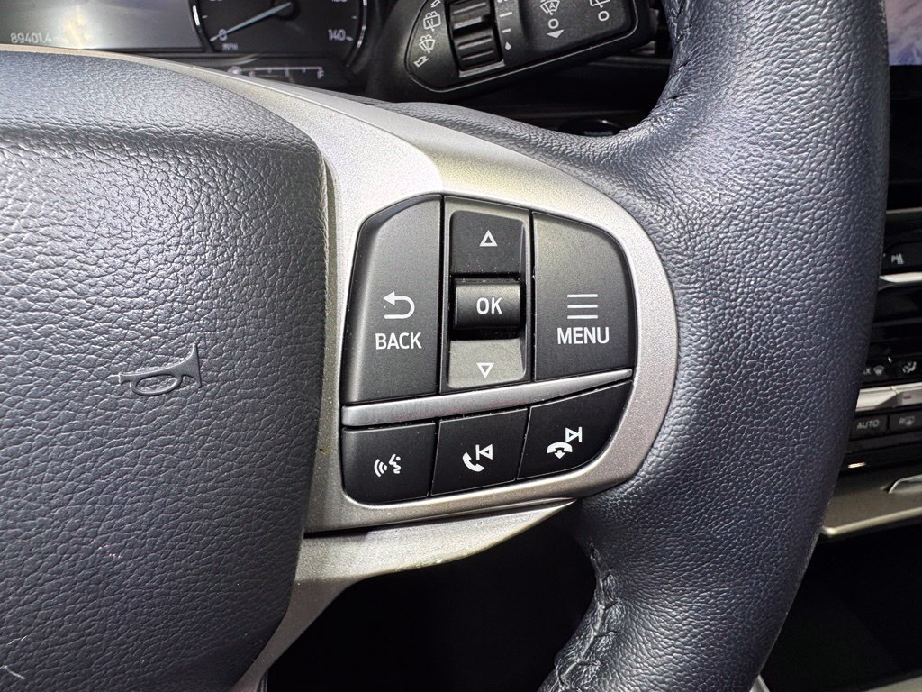 Used 2022 Ford Explorer Limited AWD/4WD image 25