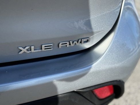 Certified 2022 Toyota Highlander XLE image 49