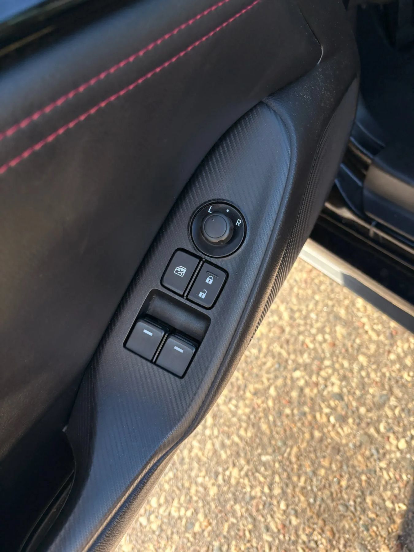 Used 2016 MAZDA MX-5 Miata Grand Touring RWD image 11