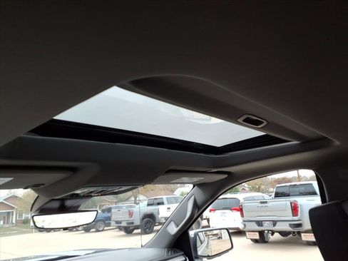 New 2026 GMC Sierra 1500 Denali w/ Denali Reserve Package image 14