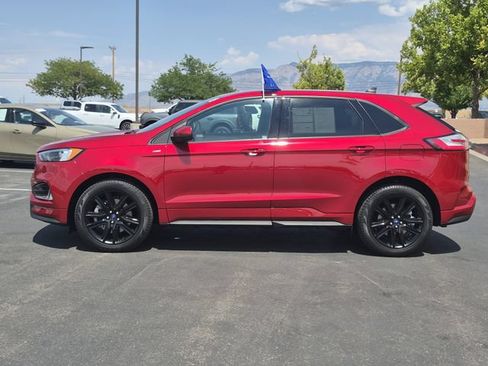 Certified 2024 Ford Edge ST-Line AWD/4WD image 4