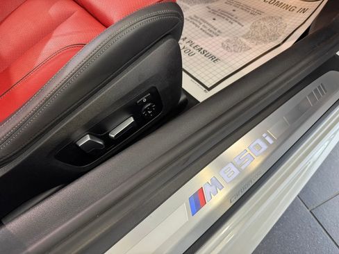 Used 2019 BMW M850i xDrive Convertible w/ M Carbon Exterior Package AWD/4WD image 19