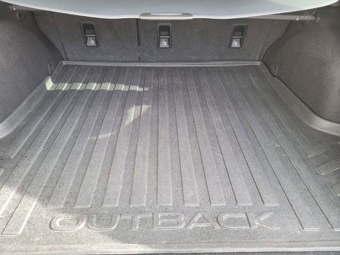 Used 2019 Subaru Outback 3.6R Touring image 55