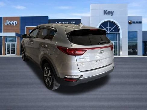 Used 2021 Kia Sportage LX AWD/4WD image 3