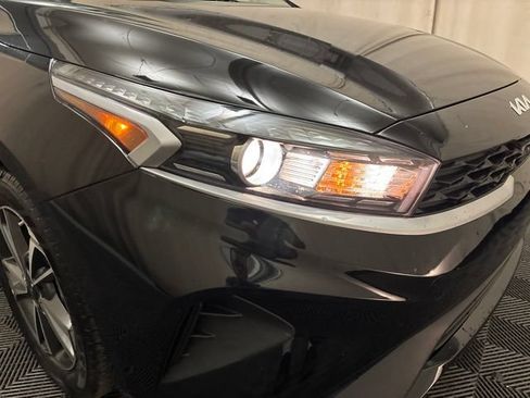 Certified 2023 Kia Forte LXS w/ LXS Technology Package FWD image 9