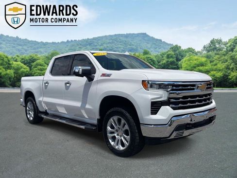 Used 2022 Chevrolet Silverado 1500 LTZ w/ Z71 Off-Road Package AWD/4WD image 1