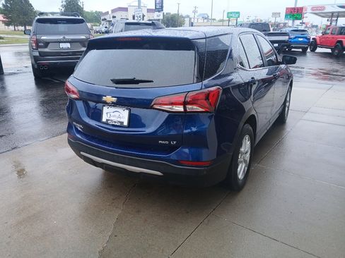 Used 2023 Chevrolet Equinox LT AWD/4WD image 5
