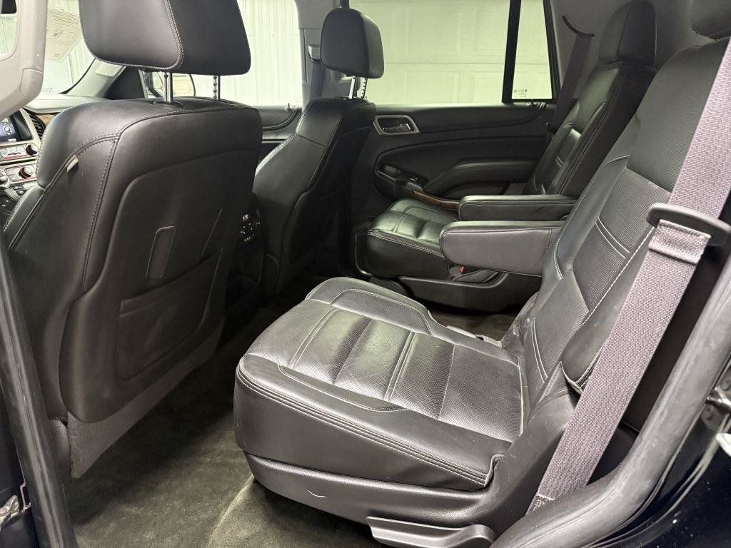 Used 2015 GMC Yukon Denali w/ Premium Package AWD/4WD image 27
