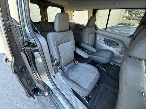 Used 2020 Ford Transit Connect XLT FWD image 20
