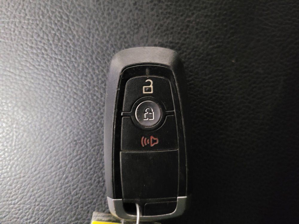 Used 2020 Ford F150 Lariat RWD image 32
