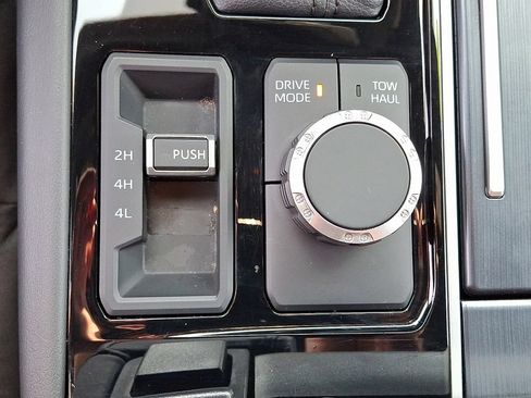 Used 2024 Toyota Sequoia Platinum AWD/4WD image 25