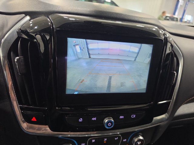 Used 2019 Chevrolet Traverse LT FWD image 14