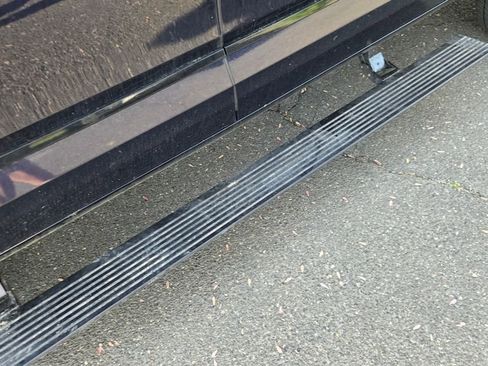 Used 2024 Toyota Tundra Platinum image 12