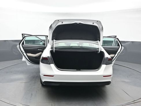 Used 2024 Honda Accord LX image 43