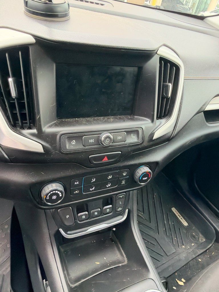 Used 2019 GMC Terrain SLE FWD image 3
